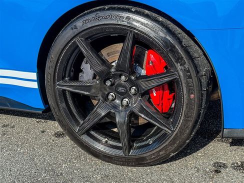 Used 2022 Ford Mustang Shelby GT500 w/ Carbon Fiber Track Pack image 20