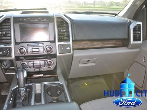 Used 2018 Ford F150 Lariat w/ Equipment Group 502A Luxury image 20