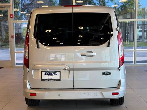 Used 2019 Ford Transit Connect XLT FWD image 10