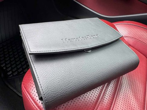 Used 2015 Mercedes-Benz SL 63 AMG image 34