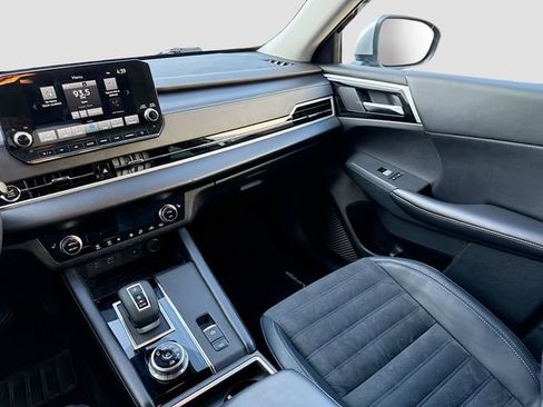 Used 2022 Mitsubishi Outlander SE image 26