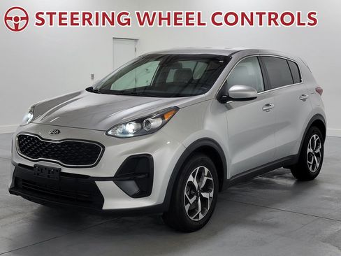 Used 2020 Kia Sportage LX FWD image 4
