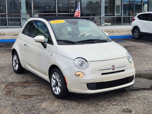 Used 2017 FIAT 500 Pop image 2