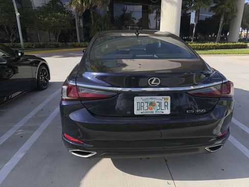 Used 2025 Lexus ES 350 Ultra Luxury w/ Accessory Package (Z2) image 9