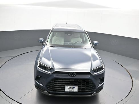 Certified 2024 Toyota Grand Highlander AWD image 36