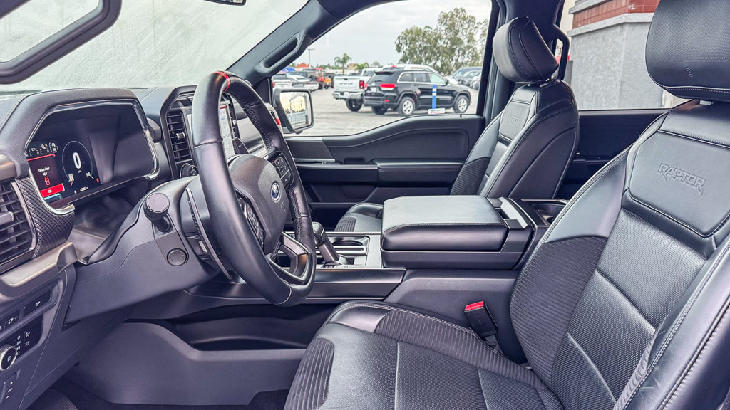 Used 2023 Ford F150 Raptor w/ Raptor Carbon Fiber Package AWD/4WD image 18