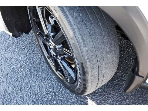 Used 2023 Nissan Kicks SR w/ SR Premium Package image 34