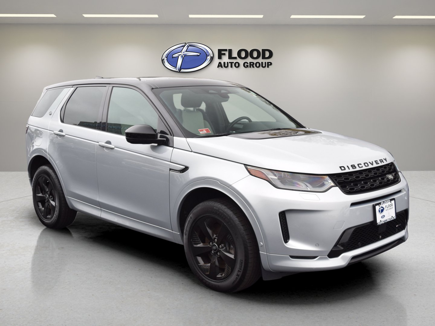 Used 2022 Land Rover Discovery Sport S R-Dynamic AWD/4WD image 1