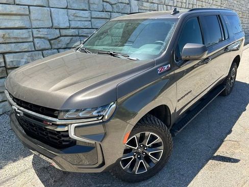 Used 2021 Chevrolet Suburban Z71 AWD/4WD image 1