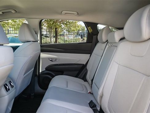 New 2026 Hyundai Tucson SEL image 20