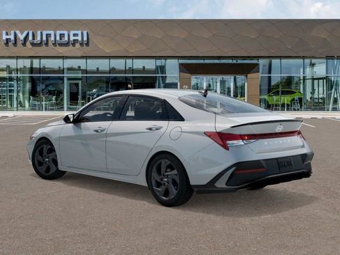 New 2026 Hyundai Elantra Sport image 6