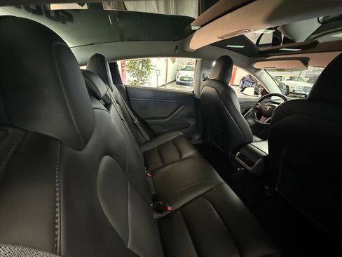 Used 2018 Tesla Model 3 Long Range image 26