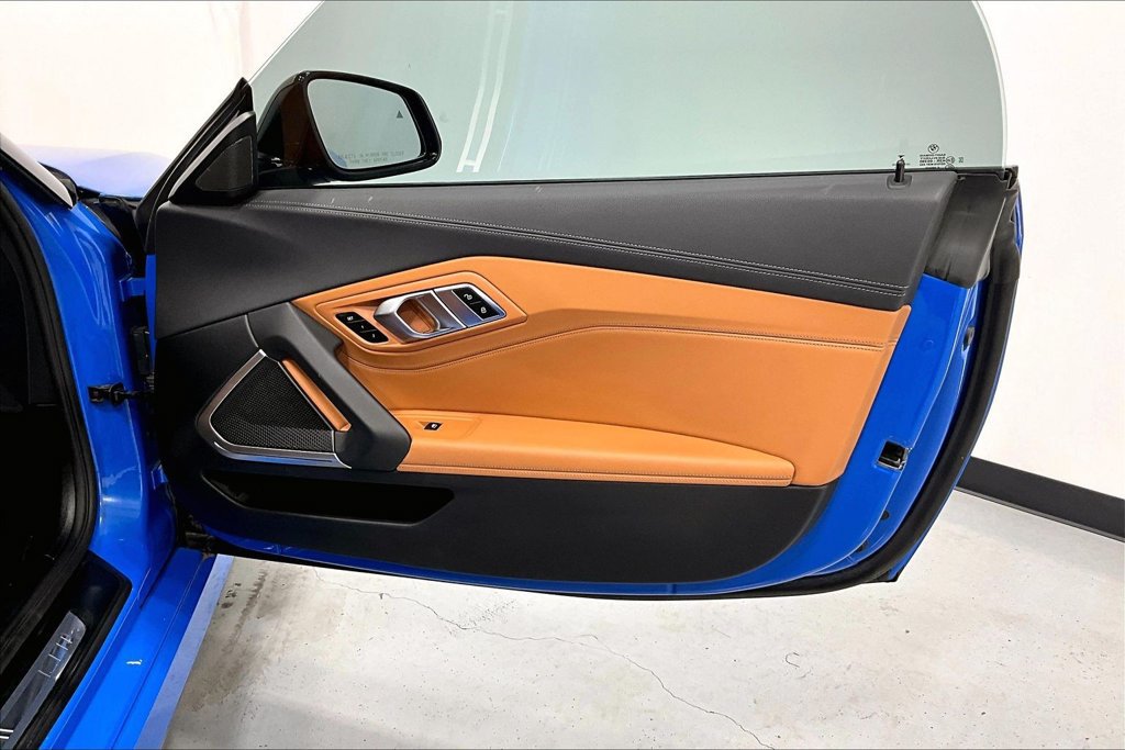 Used 2020 BMW Z4 M40i w/ Premium Package RWD image 16