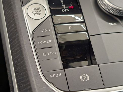 New 2026 BMW 330i Sedan w/ Premium Package image 24