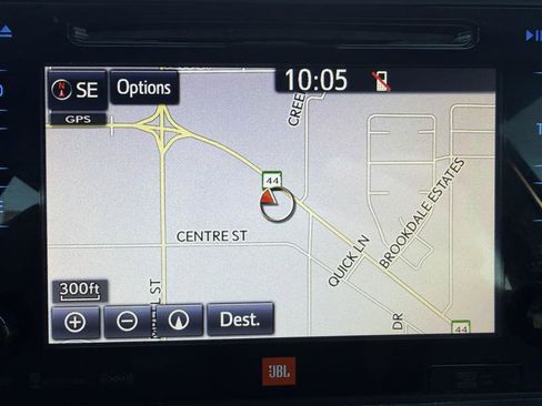 Used 2018 Toyota Tacoma TRD Sport image 11