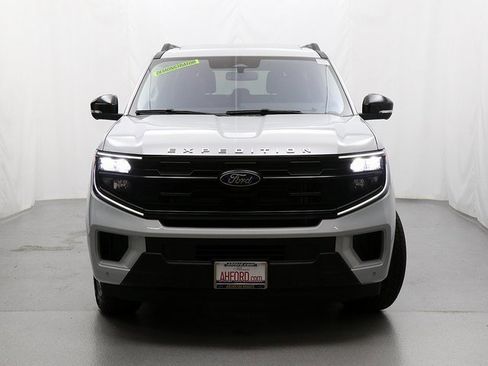 New 2025 Ford Expedition Max Active image 5