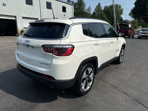 Used 2019 Jeep Compass Limited FWD image 3