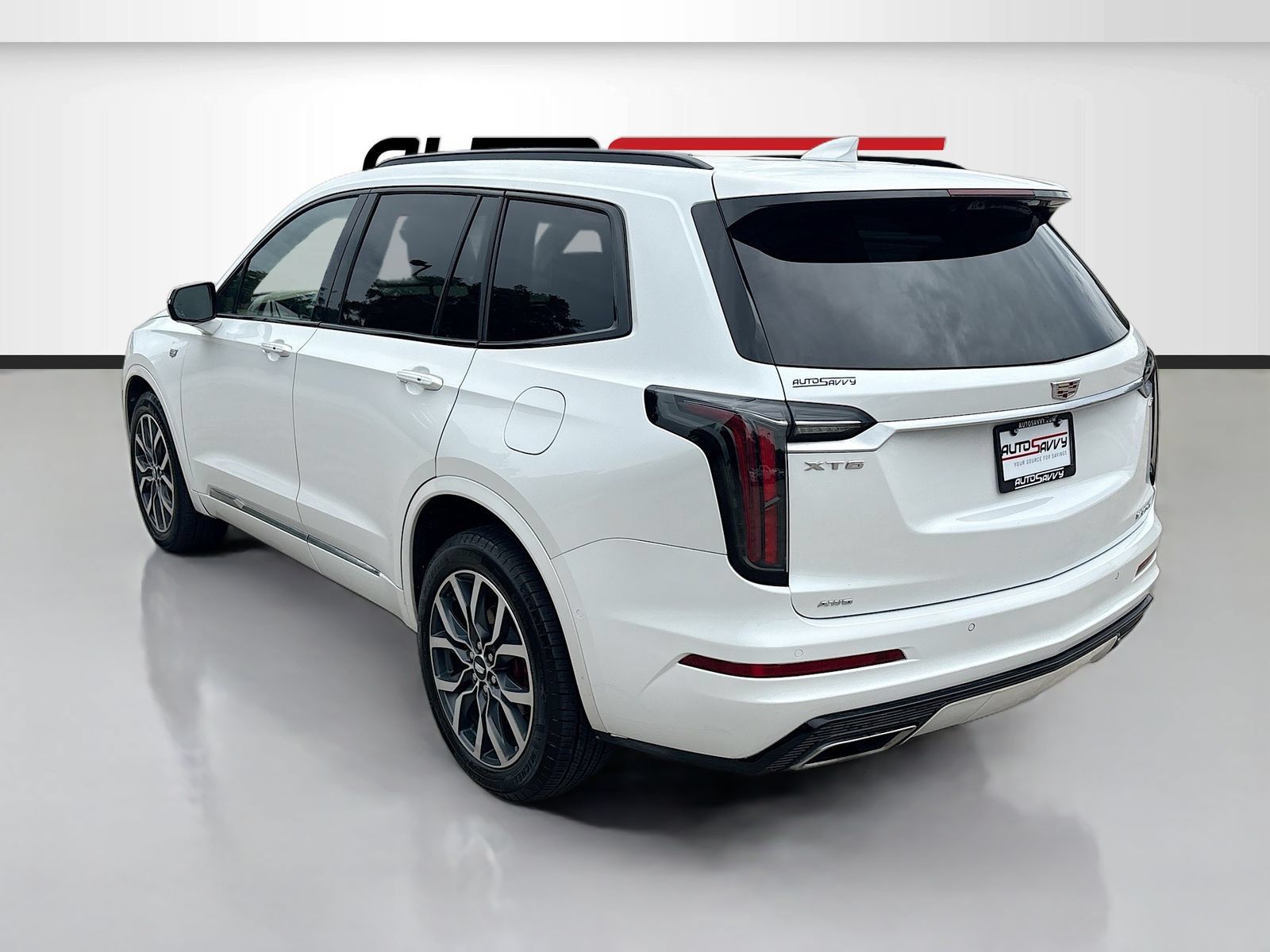 Used 2025 Cadillac XT6 Sport w/ Platinum Package AWD/4WD image 5