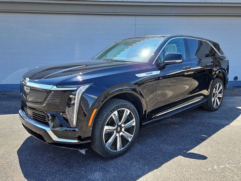 New 2025 Cadillac Escalade IQ Luxury 1 w/ Smart Trailering package image 1