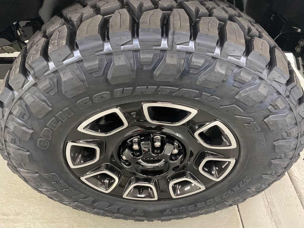 New 2026 Ford F250 Platinum AWD/4WD image 6