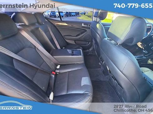 Used 2016 Kia Cadenza Premium image 22