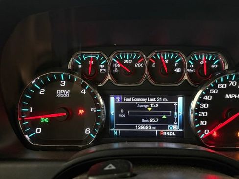 Used 2017 GMC Sierra 1500 SLE w/ Suspension Package, Off-Road AWD/4WD image 22