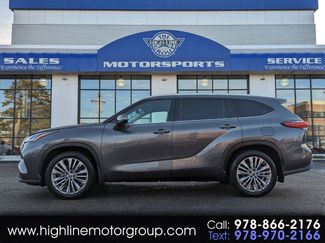 Used 2022 Toyota Highlander Platinum video 1