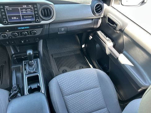 Used 2023 Toyota Tacoma SR5 w/ Technology Package AWD/4WD image 14