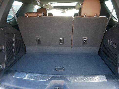 Used 2023 Chevrolet Tahoe High Country w/ Premium Package 2 image 18