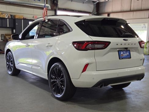 Certified 2023 Ford Escape ST-Line Elite image 17