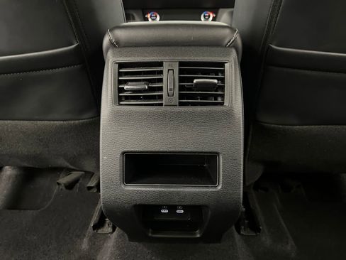 Used 2025 Mitsubishi Outlander SE FWD image 23