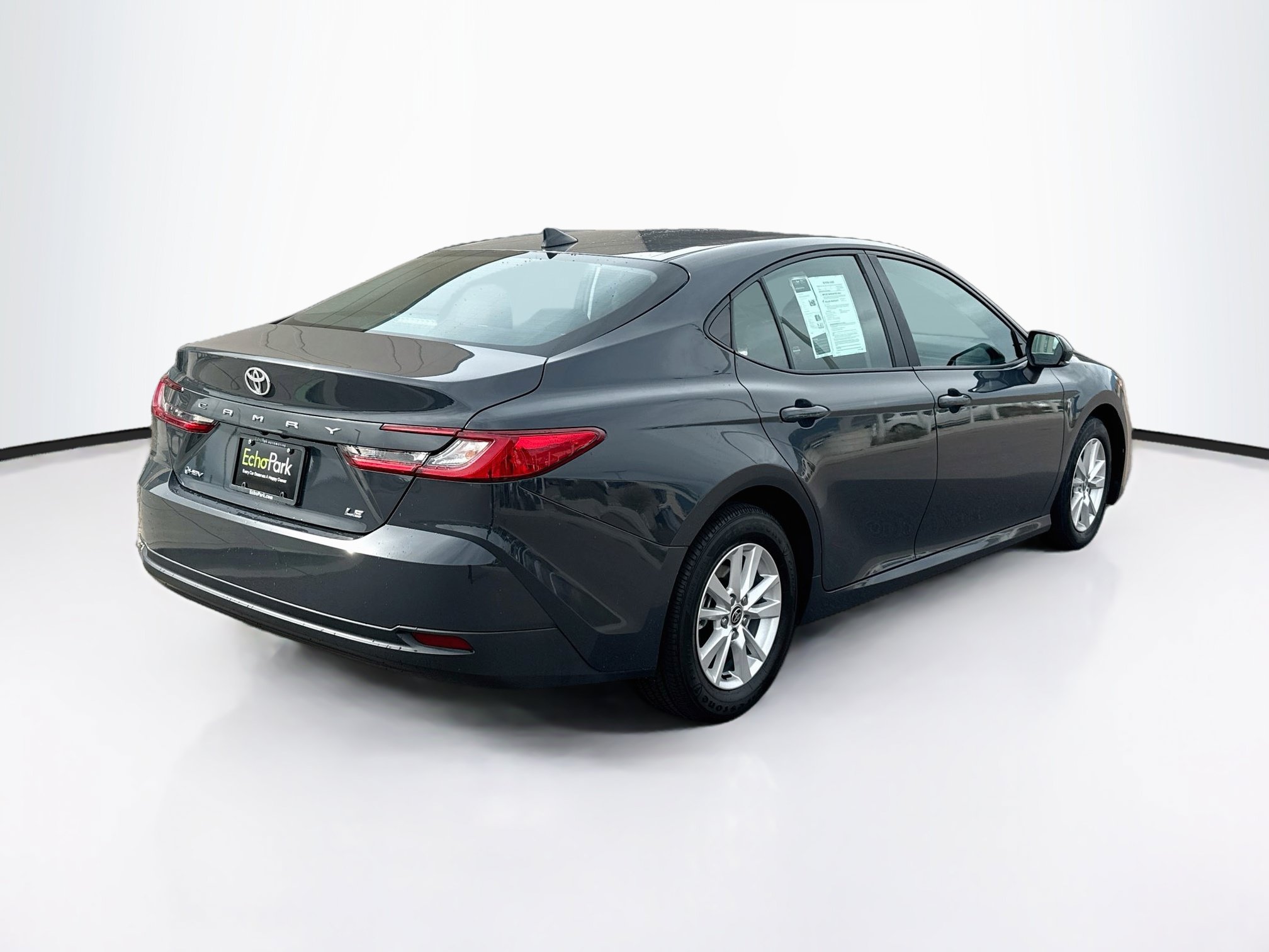 Used 2025 Toyota Camry LE FWD image 9