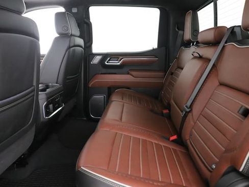 Used 2025 GMC Sierra 1500 Denali Ultimate AWD/4WD image 30