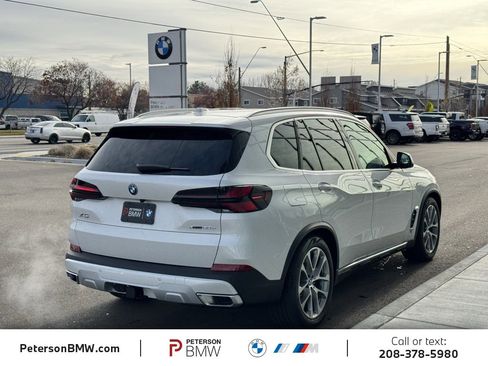 Used 2026 BMW X5 xDrive50e image 6