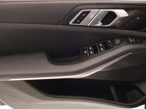 Used 2020 BMW X5 sDrive40i w/ Convenience Package RWD image 17