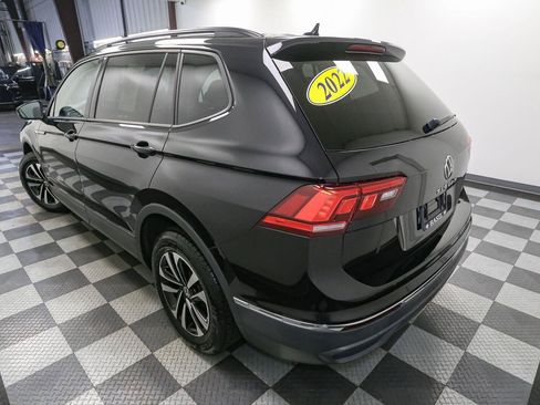 Certified 2022 Volkswagen Tiguan S AWD/4WD image 11