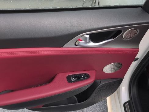 Used 2020 Kia Stinger GT2 AWD/4WD image 19
