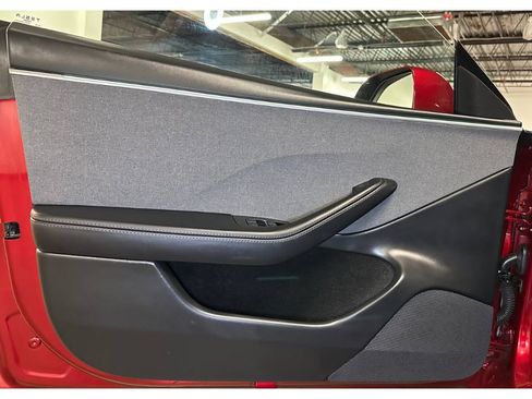 Used 2025 Tesla Model 3 Long Range RWD image 17