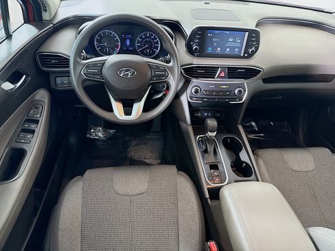 Used 2020 Hyundai Santa Fe SE FWD image 17