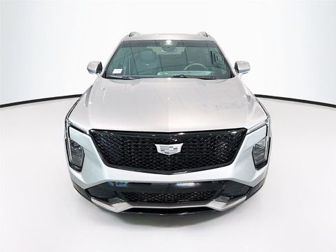 Used 2025 Cadillac XT4 Sport w/ LPO, Onyx Lite Package image 8