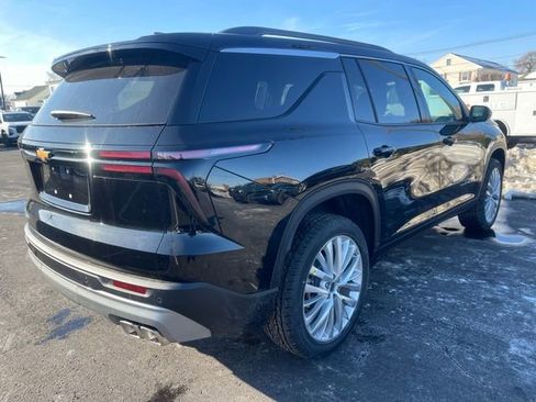 New 2026 Chevrolet Traverse LT w/ LPO, Floor Liner Package image 8