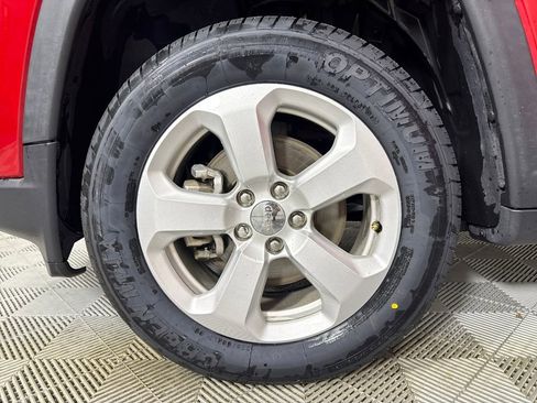 Used 2018 Jeep Compass Latitude w/ Popular Equipment Group image 17