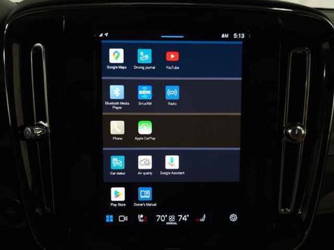 Used 2023 Volvo XC40 B5 Plus w/ Protection Package Premier image 23