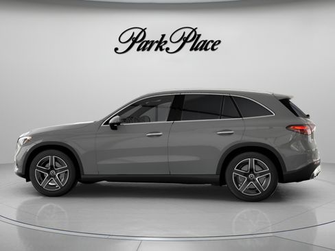 Used 2026 Mercedes-Benz GLC 300 4MATIC image 8