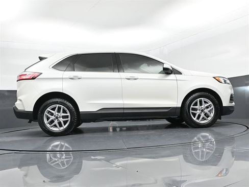 Certified 2024 Ford Edge SEL w/ Convenience Package AWD/4WD image 35