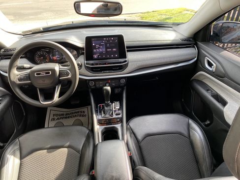 Used 2022 Jeep Compass Latitude AWD/4WD image 4
