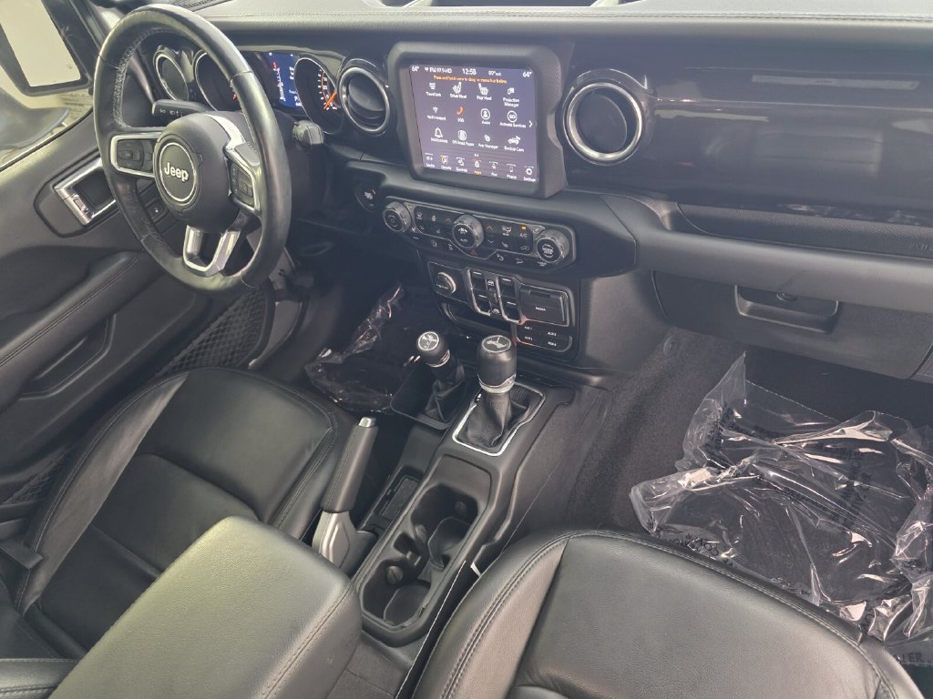Used 2021 Jeep Wrangler Unlimited Sahara AWD/4WD image 33