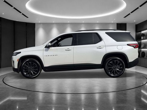 Certified 2023 Chevrolet Traverse RS AWD/4WD image 2