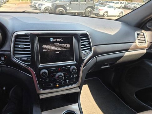 Used 2014 Jeep Grand Cherokee Limited image 16