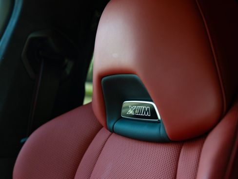 Used 2024 BMW XM Label Red image 9